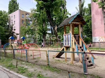 квартира за адресою Леся Курбаса просп., 18