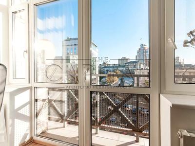квартира за адресою Панаса Мирного вул., 12