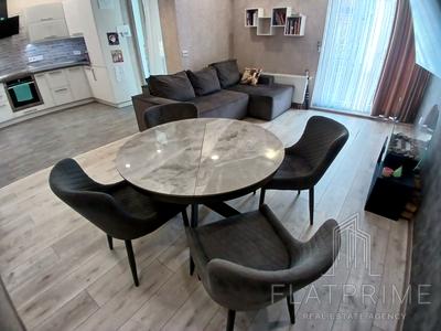 квартира за адресою Регенераторна вул., 4