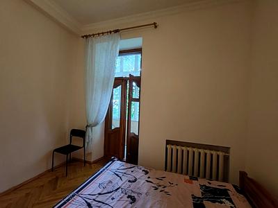 квартира по адресу Межигорская ул., 30
