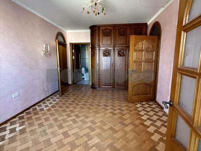 квартира за адресою Клінічна вул., 23/25