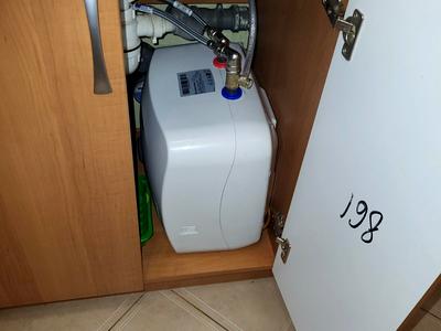 квартира за адресою Академіка Корольова вул., 63а