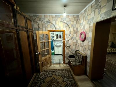будинок за адресою Миру вулиця