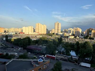 квартира за адресою Срібнокільська вул., 8
