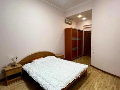 квартира за адресою Київ, Антоновича вул. (Горького), 9