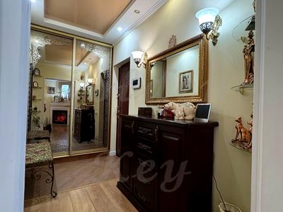 квартира за адресою Драгоманова вул., 12-А