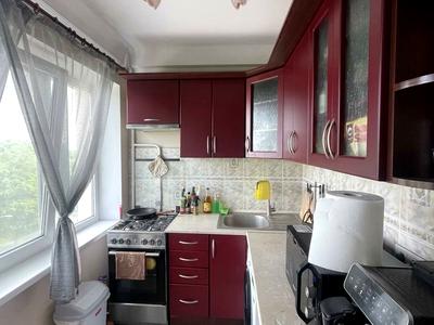 квартира за адресою Лаврська вул. (Січневого Повстання), 4