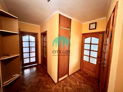 квартира за адресою Карпатська вул., 2