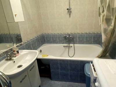 квартира за адресою Анни Ахматової вул., 14-Б