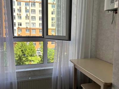 квартира за адресою Героїв Небесної Сотні просп., 40/1