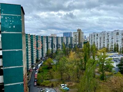 квартира за адресою Андрія Малишка вул., 3