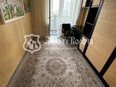 квартира за адресою Хорольська вул., 10