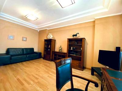 квартира за адресою Київ, Старонаводницька вул., 13-А