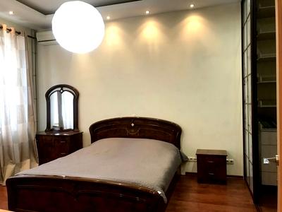 квартира за адресою Тарасівська вул., 7