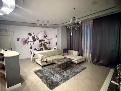 квартира за адресою Літературна вул., 1а