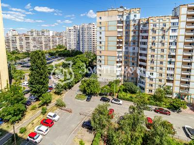 квартира по адресу Ларисы Руденко ул., 21