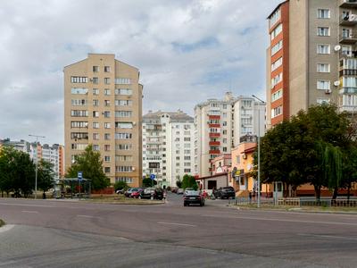 коммерческая по адресу Ивана Миколайчука ул., 37а