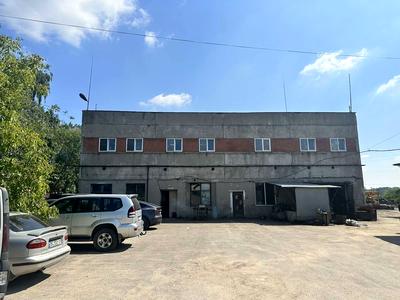 коммерческая по адресу Вокзальна, 20