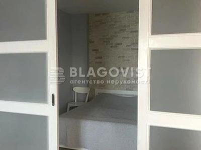 квартира по адресу Забилы Виктора ул., 5