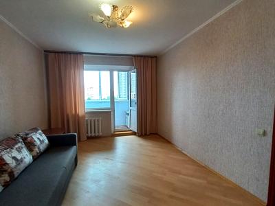 квартира за адресою Автозаводська вул., 63