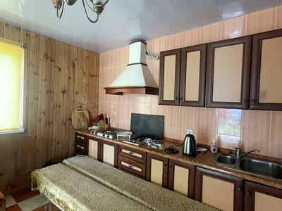 дом по адресу с. Яхновка, Будівельників, 125