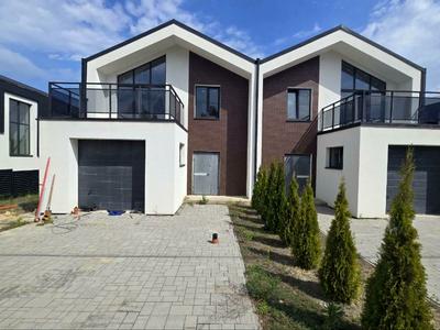 будинок за адресою Пилипа Орлика, 42
