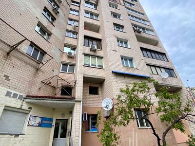 комерційна за адресою Володимира Івасюка просп. (Героїв Сталінграду), 20