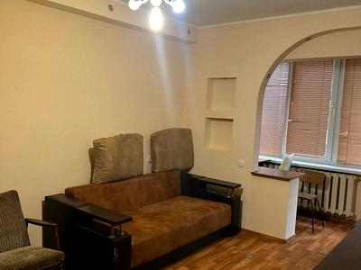 квартира за адресою Романа Ратушного вул. (Волгоградська), 33