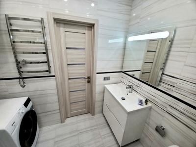 квартира за адресою Драгоманова вул., 10