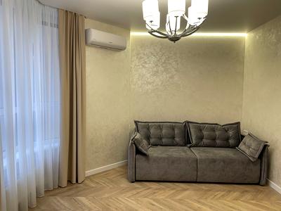 квартира по адресу Молодіжна ул., 4