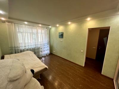 квартира за адресою Зодчих вул., 72