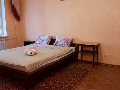 квартира за адресою Ревуцького вул., 7