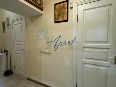 квартира за адресою Богдана Хмельницького вул., 84