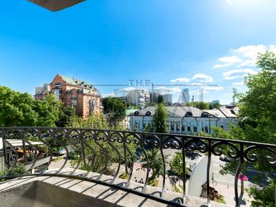 комерційна за адресою Івана Мазепи вул. (Січневого Повстання), 3
