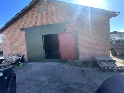 комерційна за адресою Вишнева вул., 5