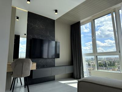 квартира за адресою Салютна вул., 2к18