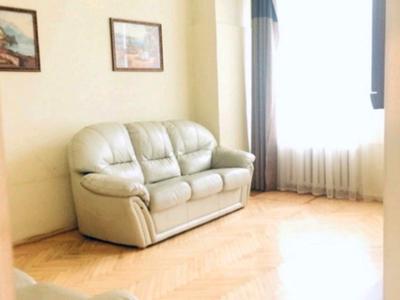 квартира за адресою Чеховський пров., 11