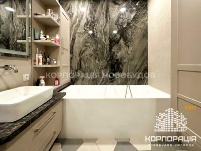 квартира за адресою Олександра Хіри вул., 5