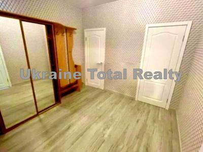 квартира за адресою Анни Ахматової вул., 17