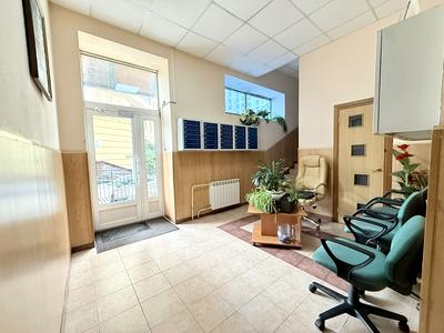 квартира за адресою В'ячеслава Чорновола вул., 25