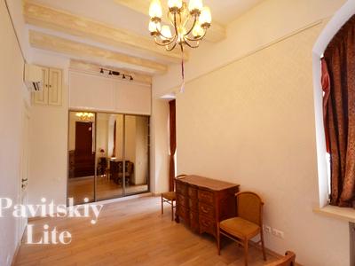 квартира по адресу Крутой спуск, 5