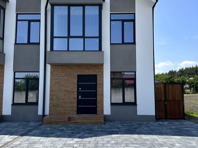 будинок за адресою Незалежності