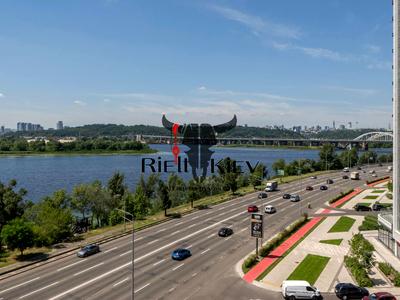 квартира за адресою Причальна вул., 14
