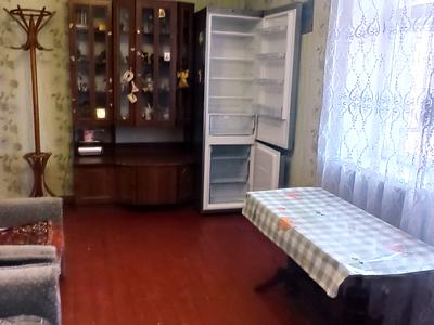 комната по адресу Космонавтів ул., 4