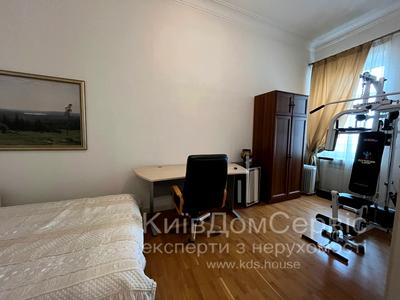 квартира за адресою Заньковецької вул., 4