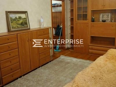 квартира за адресою Оріхуватська вул., 8к2