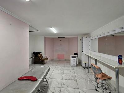 комерційна за адресою Кирила Трильовського вул., 25