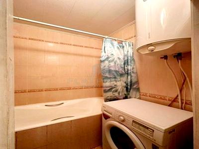 квартира за адресою Академіка Глушкова просп., 33