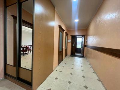 будинок за адресою Юності вул., 120
