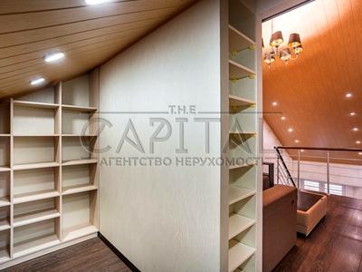 квартира за адресою Регенераторна вул., 4 к11